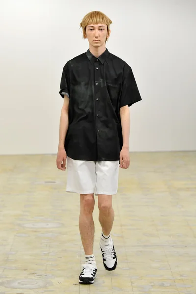 Look 22